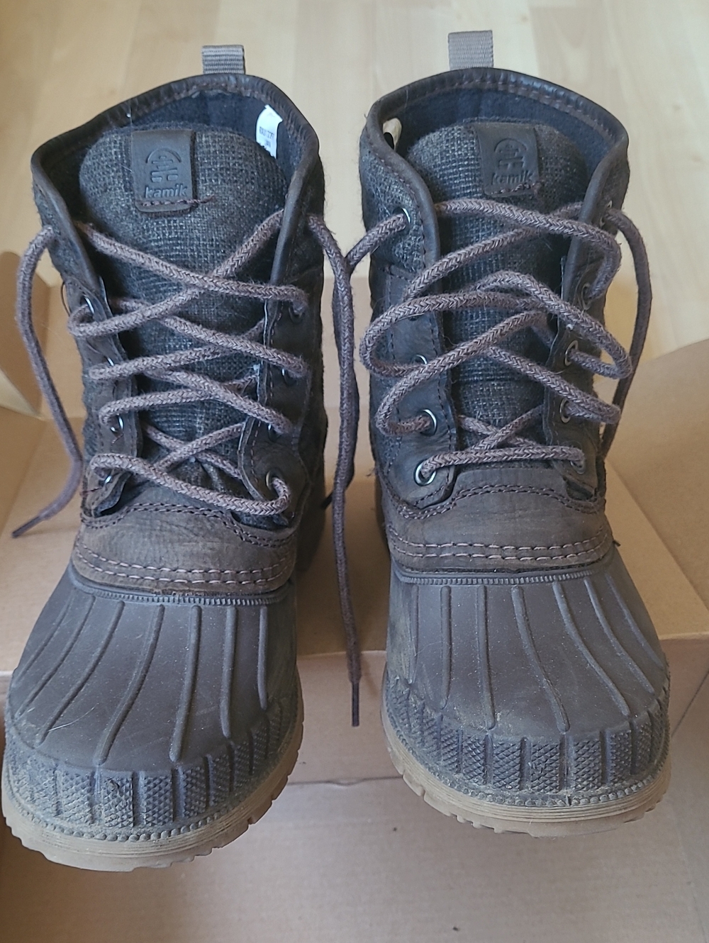 Kamik Sienna Waterproof Ankle Boots Size 8
